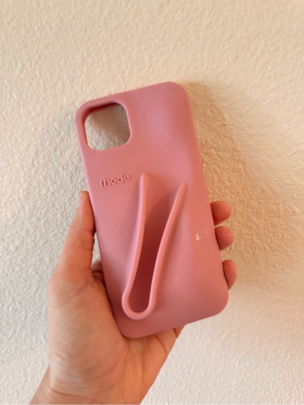 RHODE Mauve Pink Silicone Phone Case with Built-In Grip